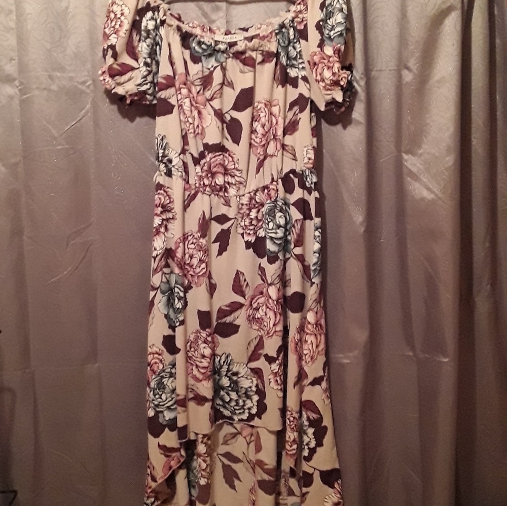 Dress Papaya  brand